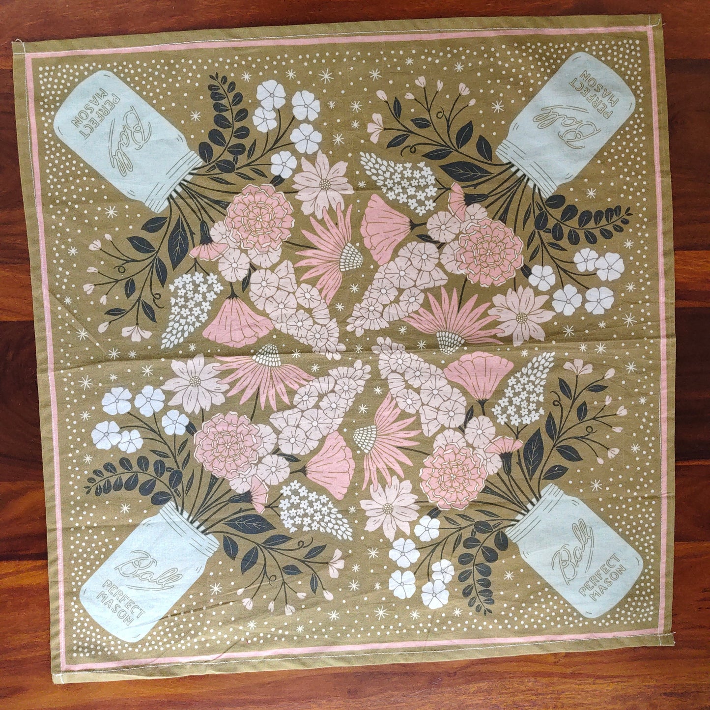Floral and mason jar patterned Prelo Bandana
