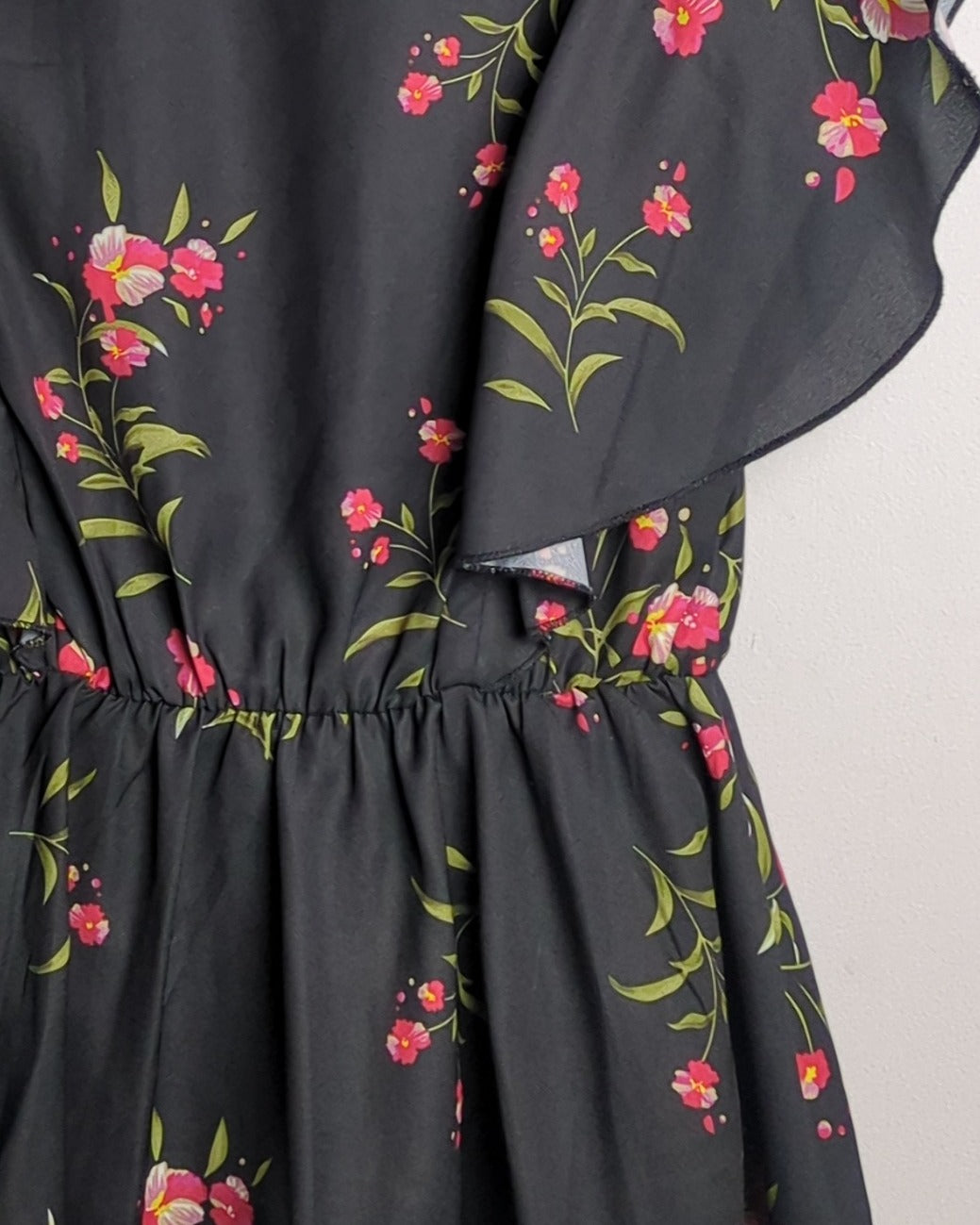 Stalkbuylove Black Floral Top