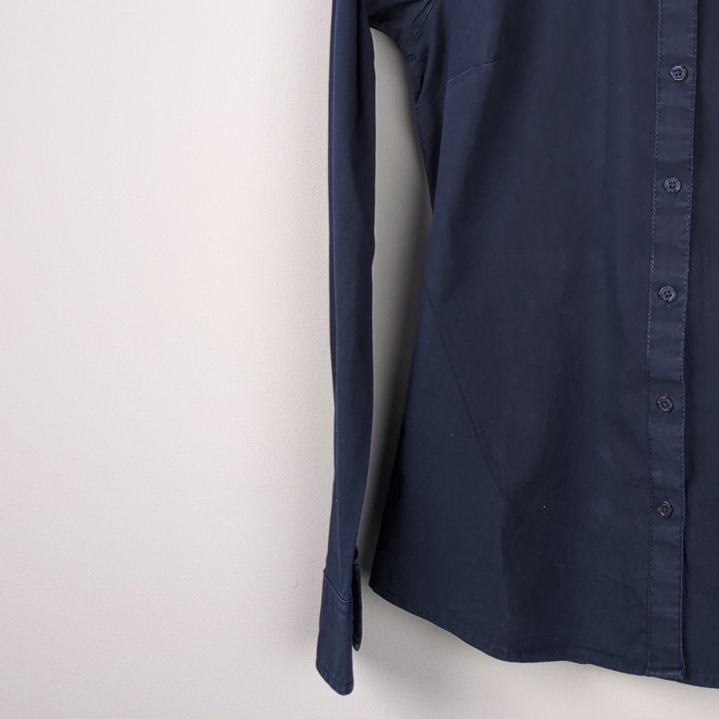 Navy Essential