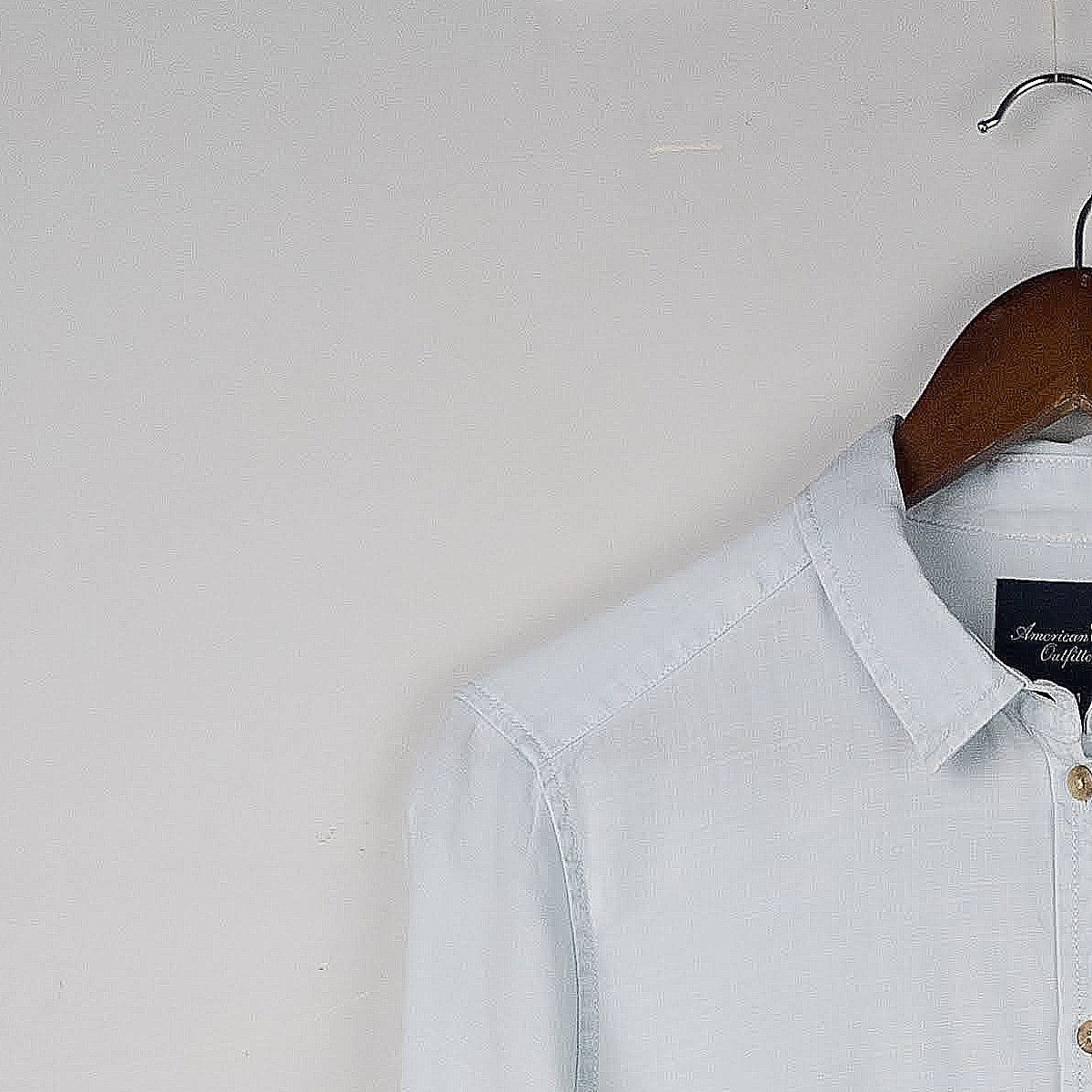 American Eagle Outfitters Button-Down Shirt