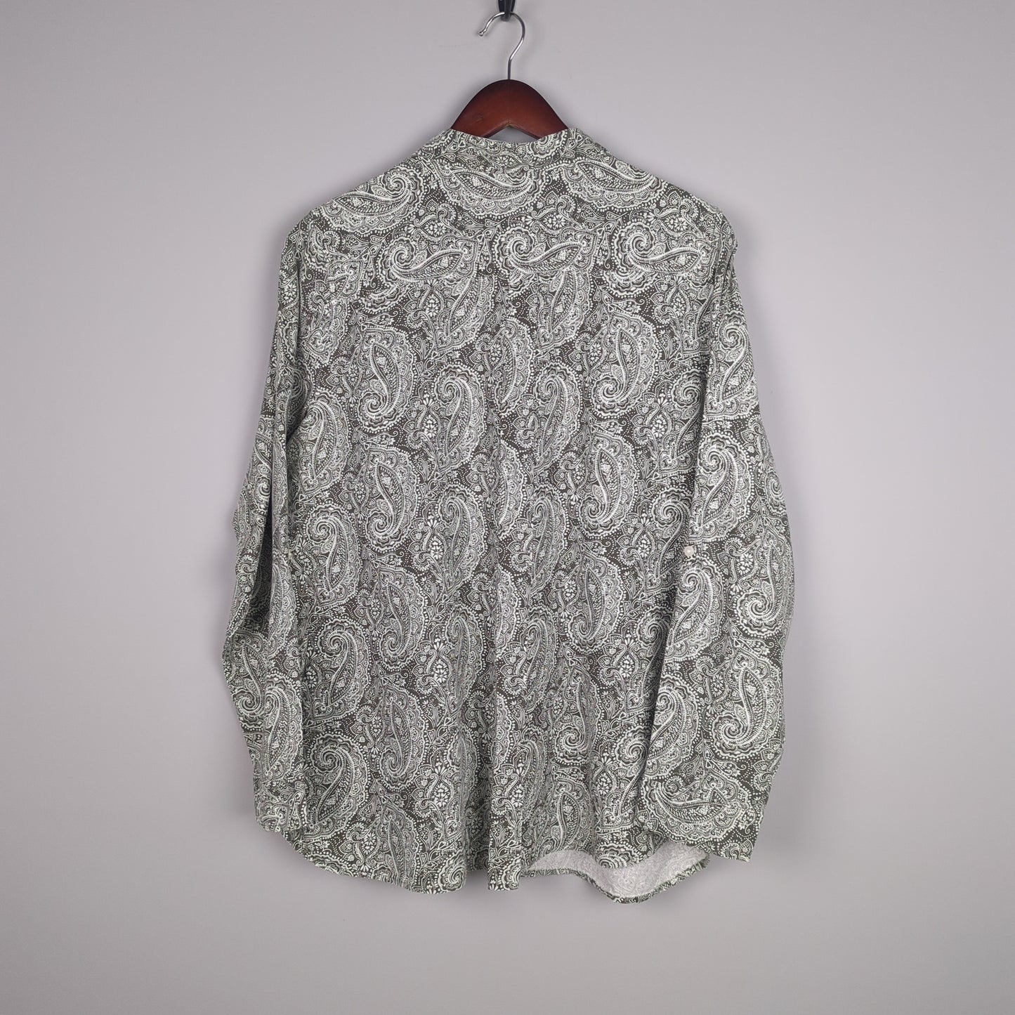 Ornate Olive