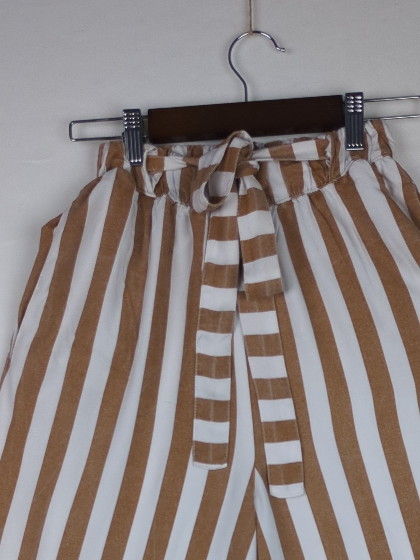 Beige Stripes
