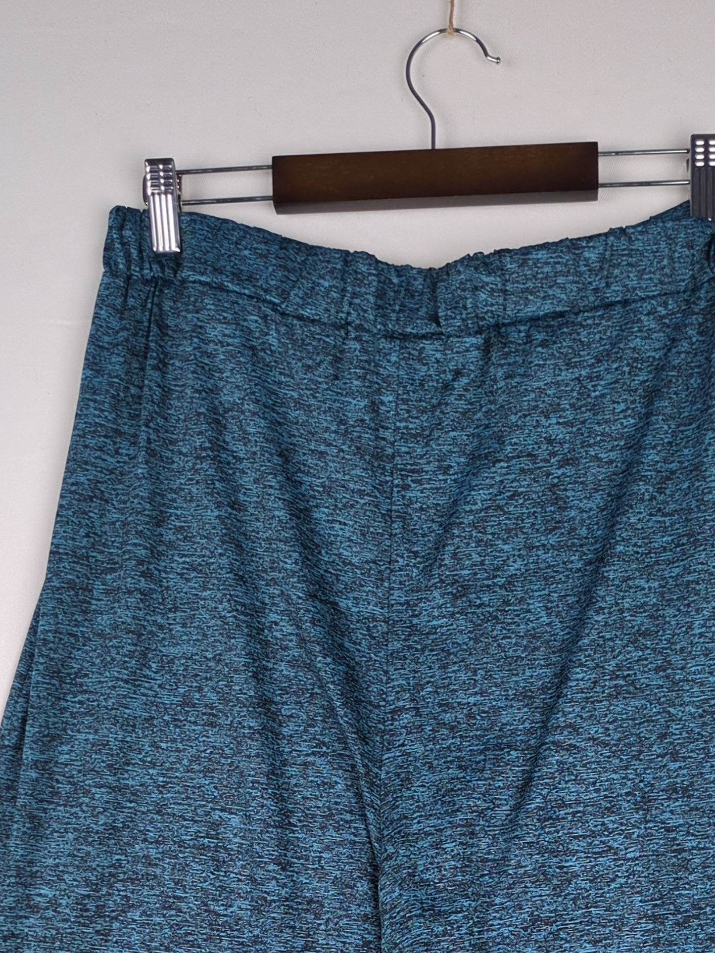 Flowy Blue