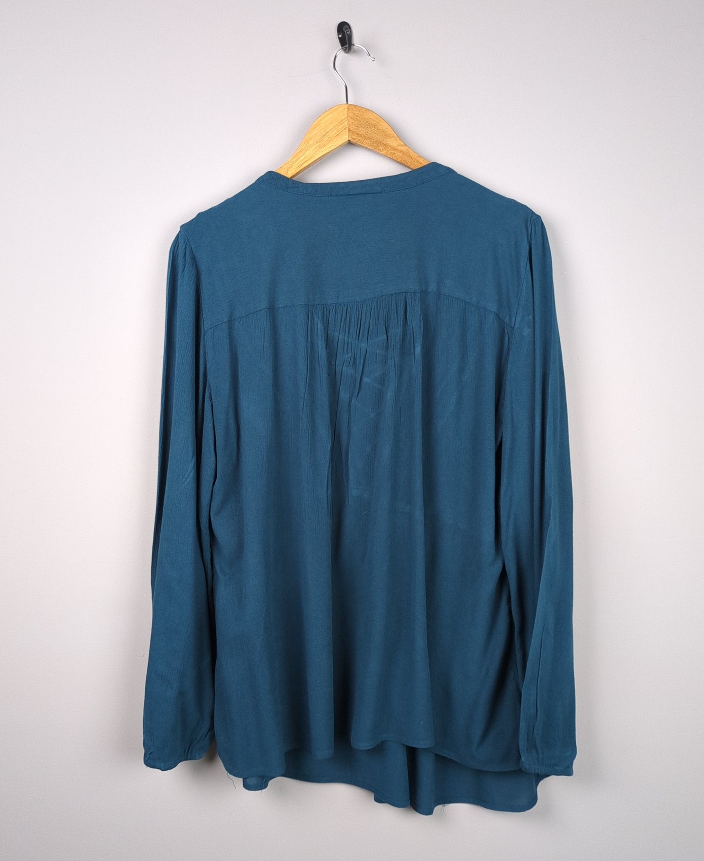 Teal Lace-up