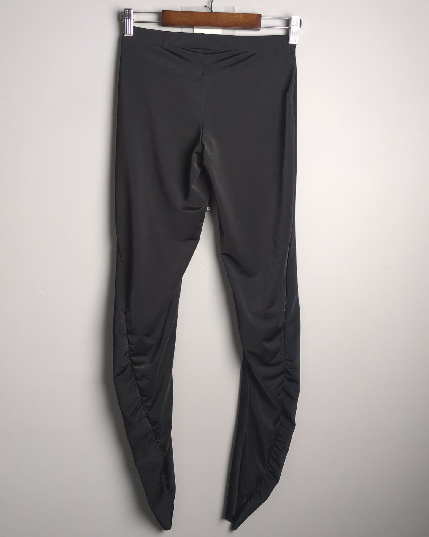 United Nations Colors Black Stretch Leggings