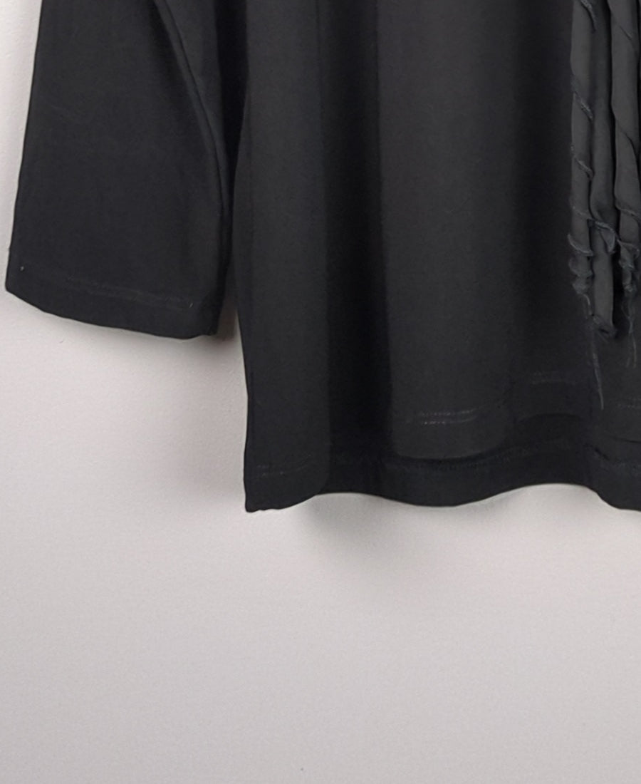 Ruffled Black