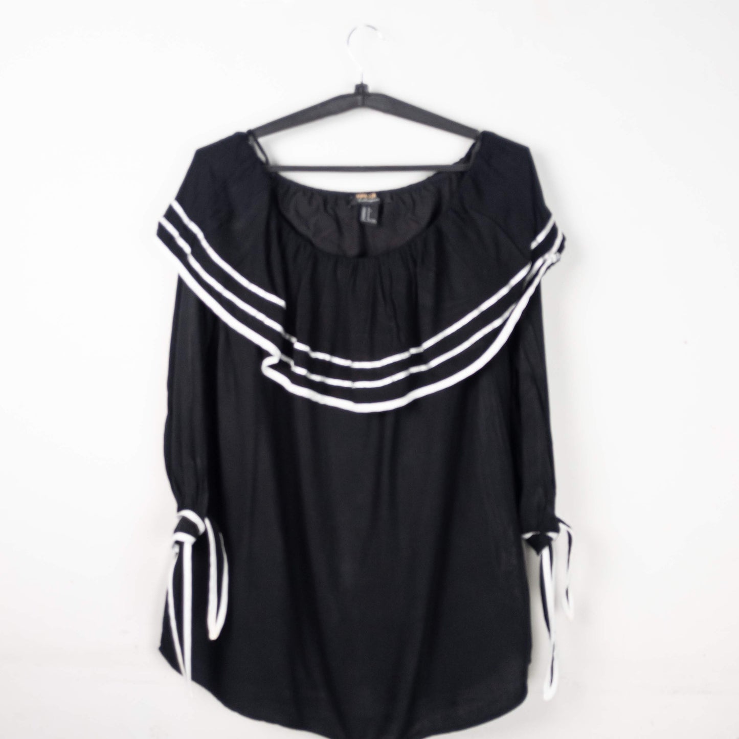 Off-Shoulder Long Sleeve Top