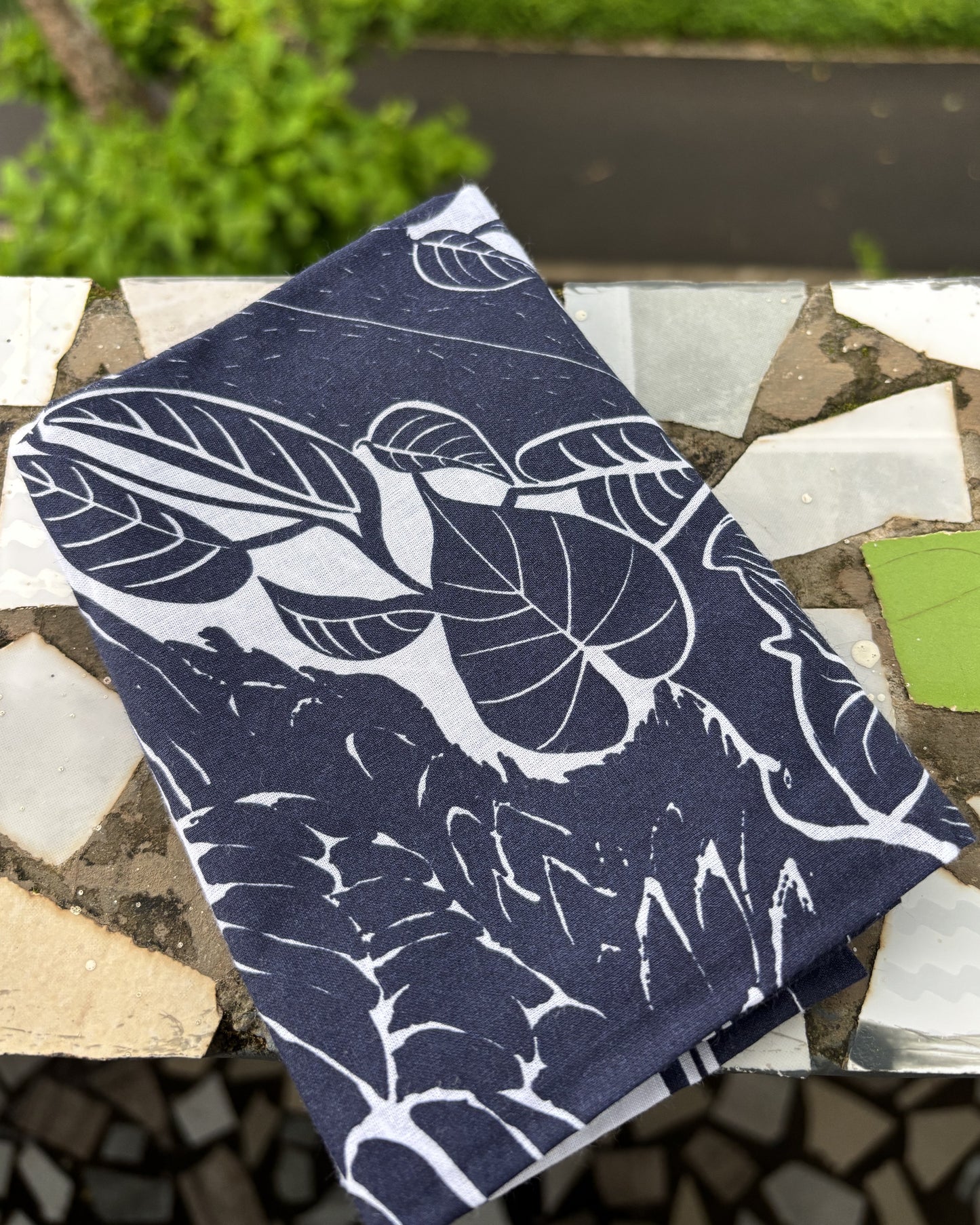 Blue Foliage Banadana