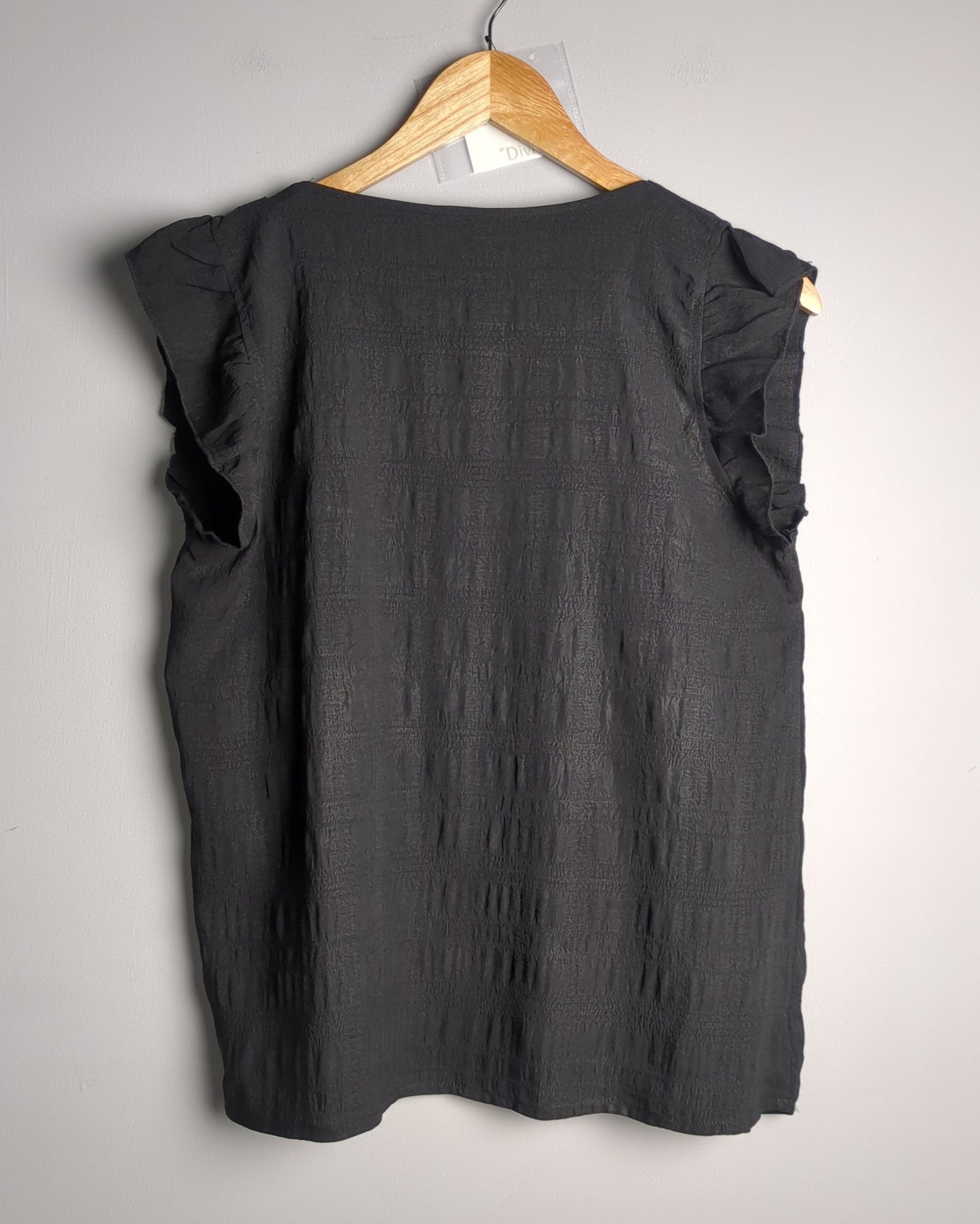 Savana Black Ruffle Top