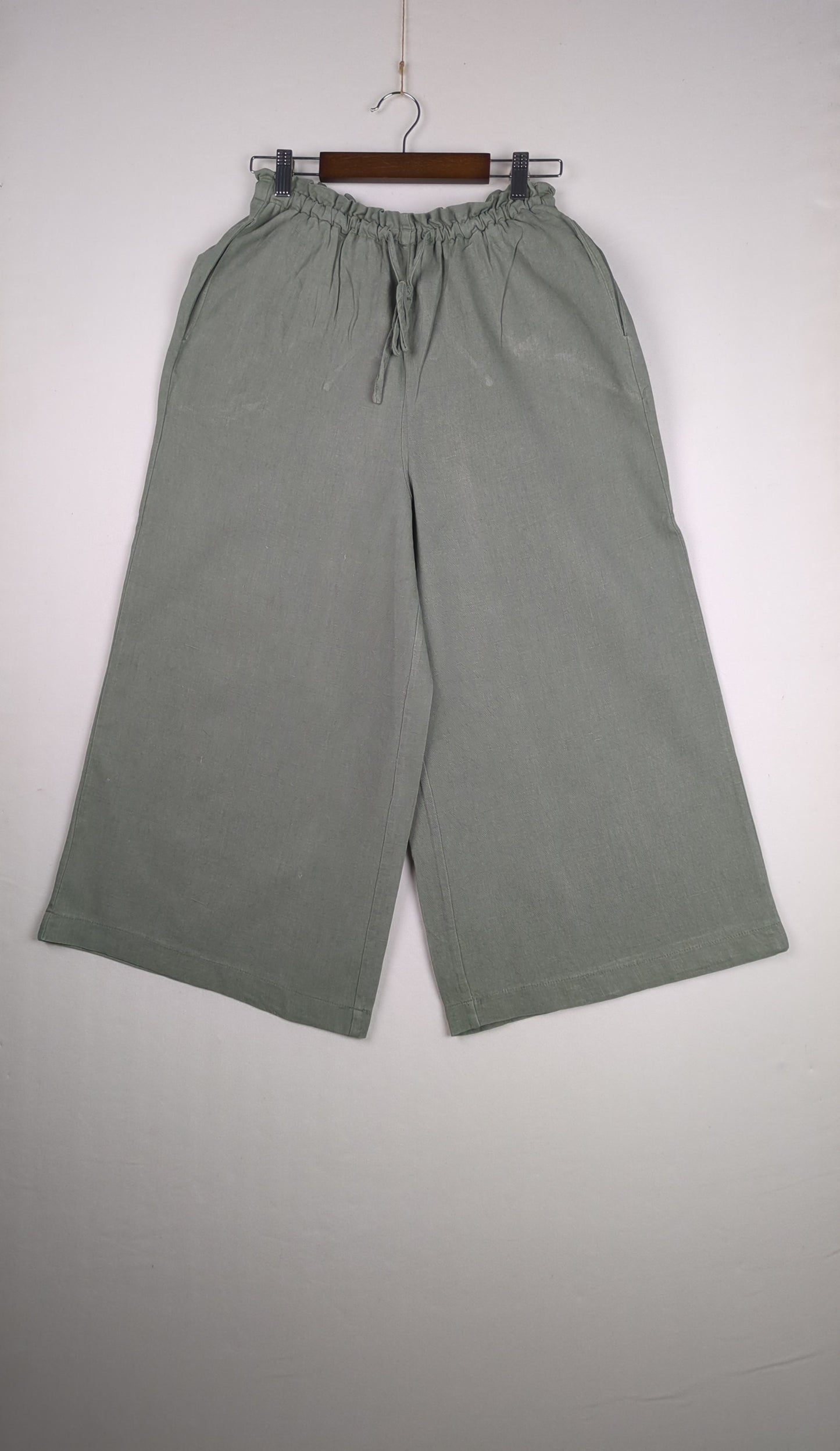 Flowy Green