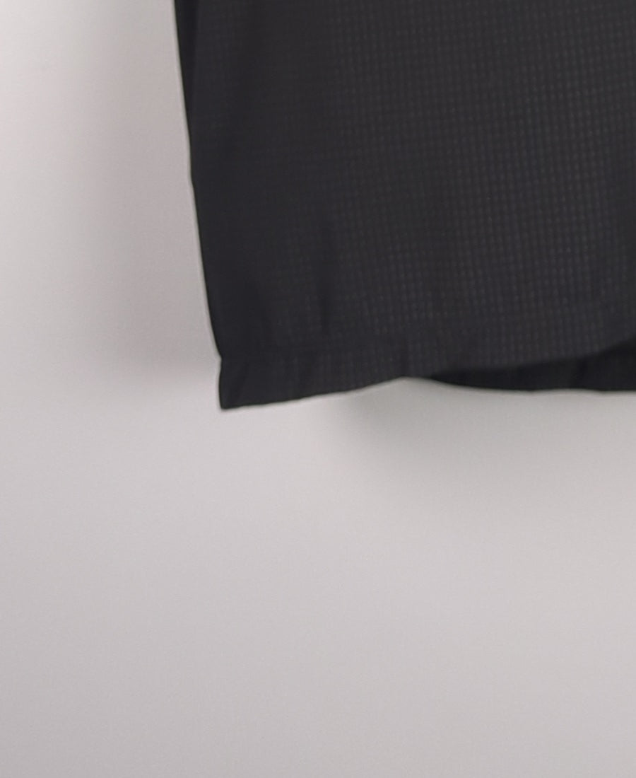 Aero Black