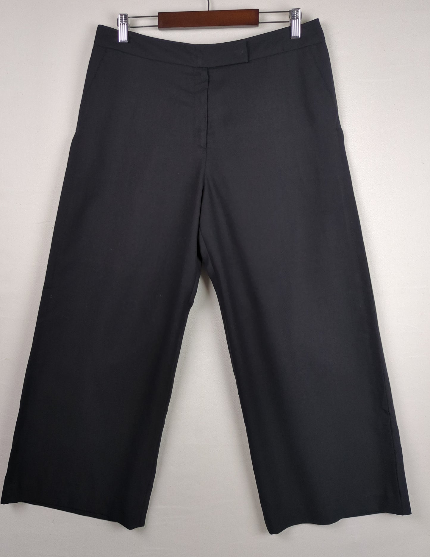 Classic Black