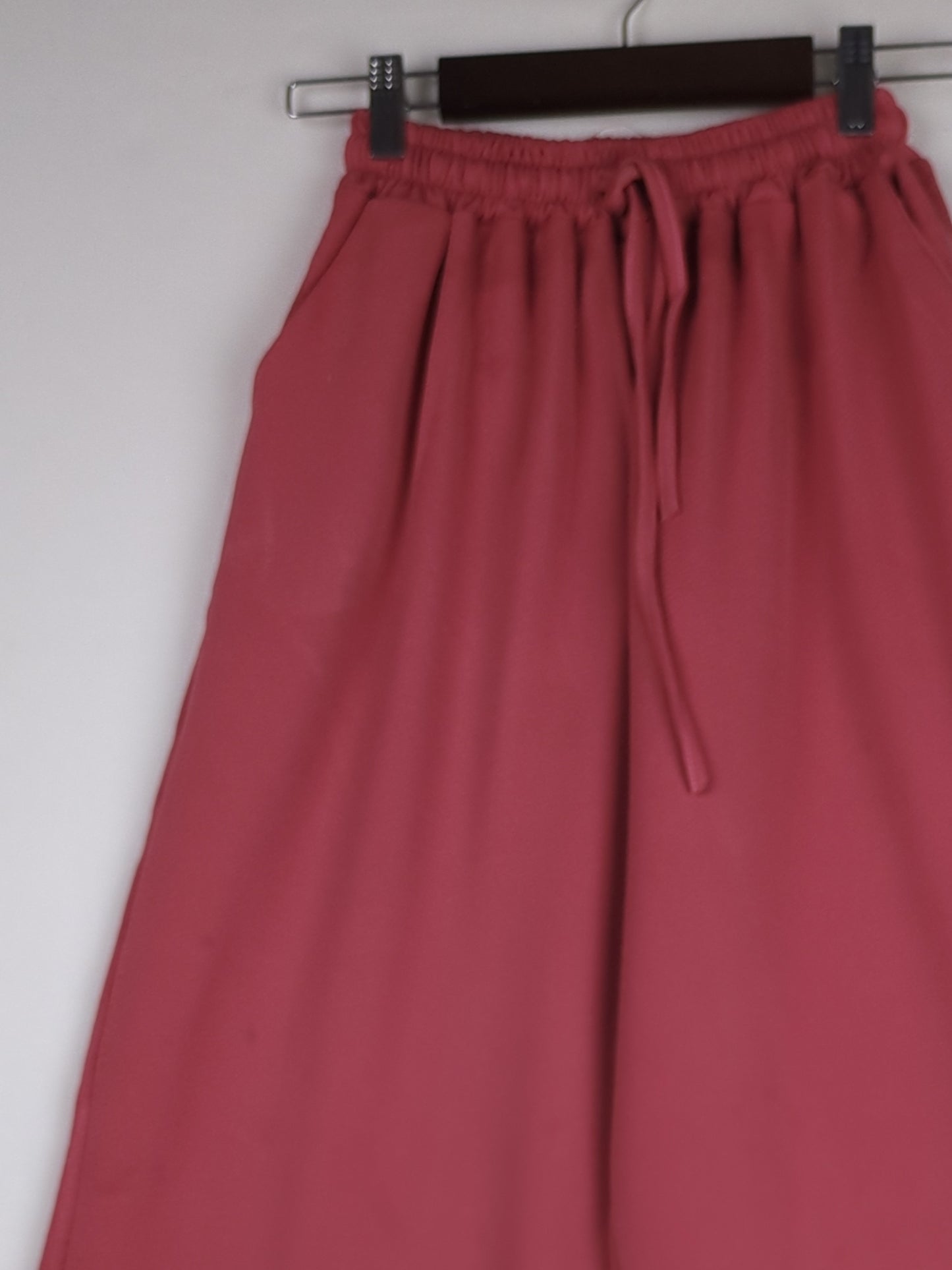 Rose Wideleg