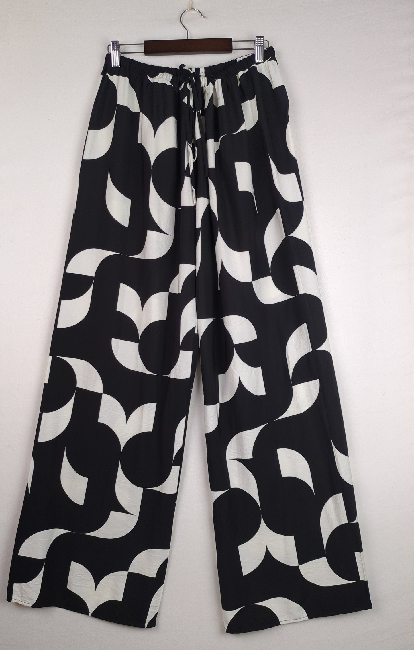 Geometric Black