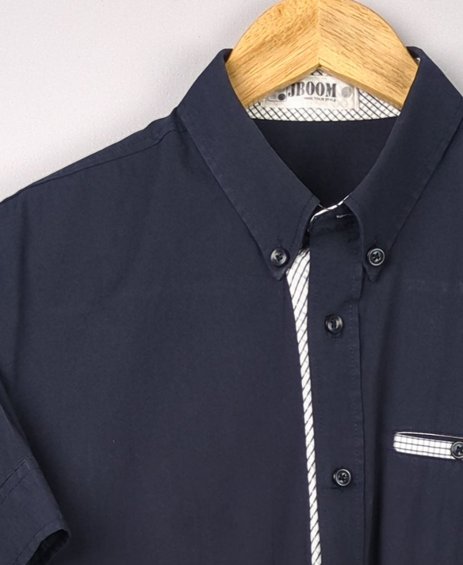 Navy Contrast