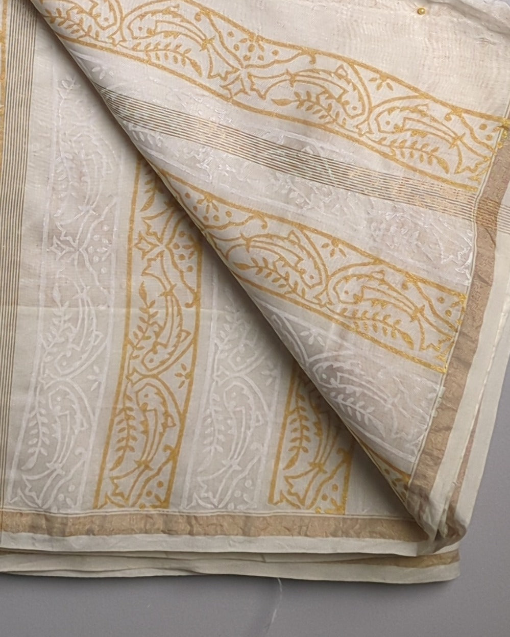 Beige Printed Saaree