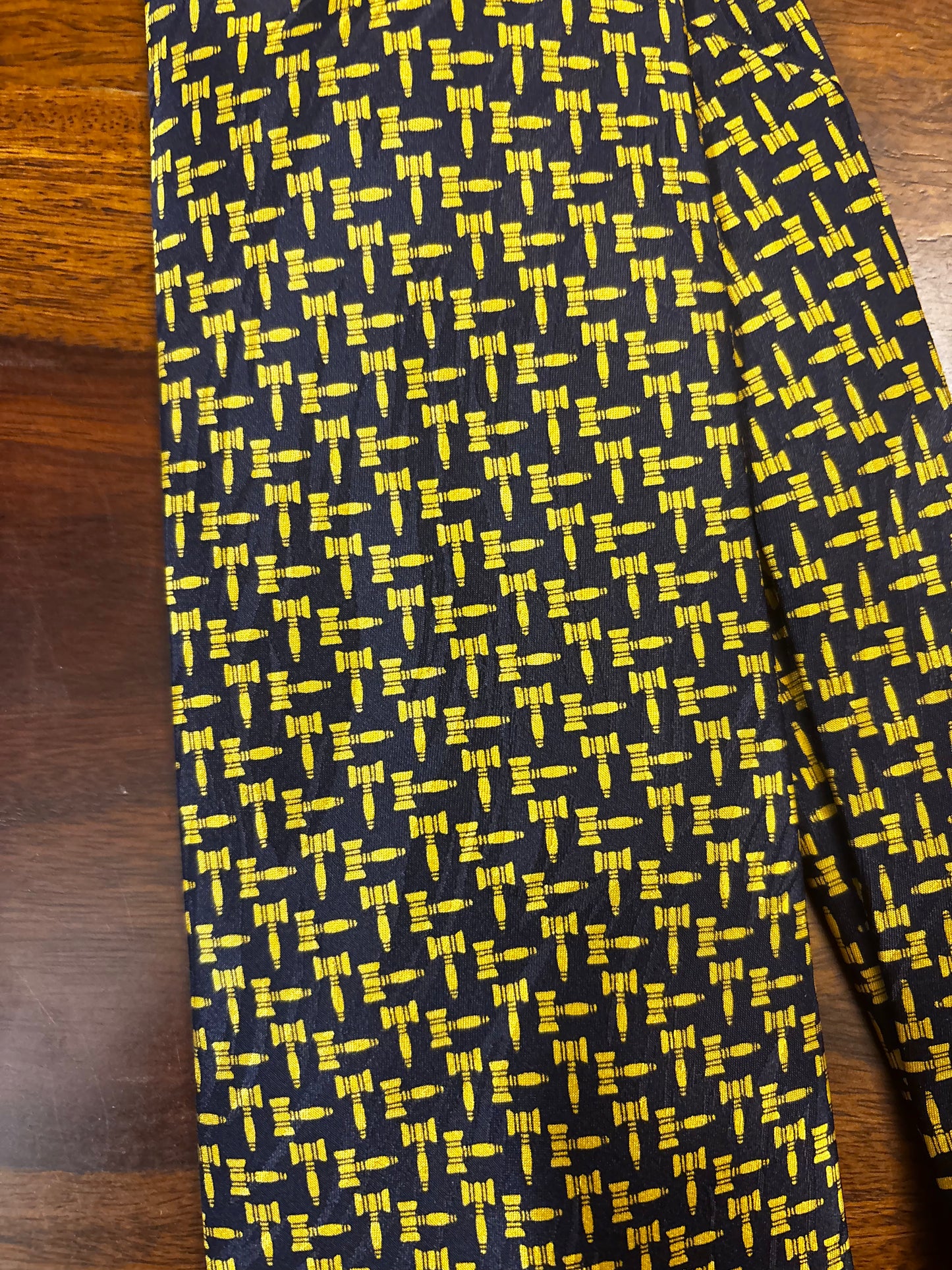 Vintage Museum Artifacts All Silk Tie – Gavel Print