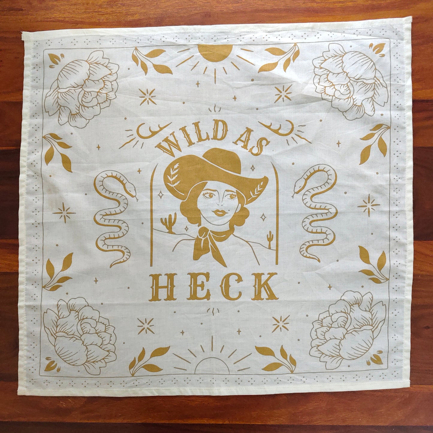 Prelo Bandana with gold and white print
