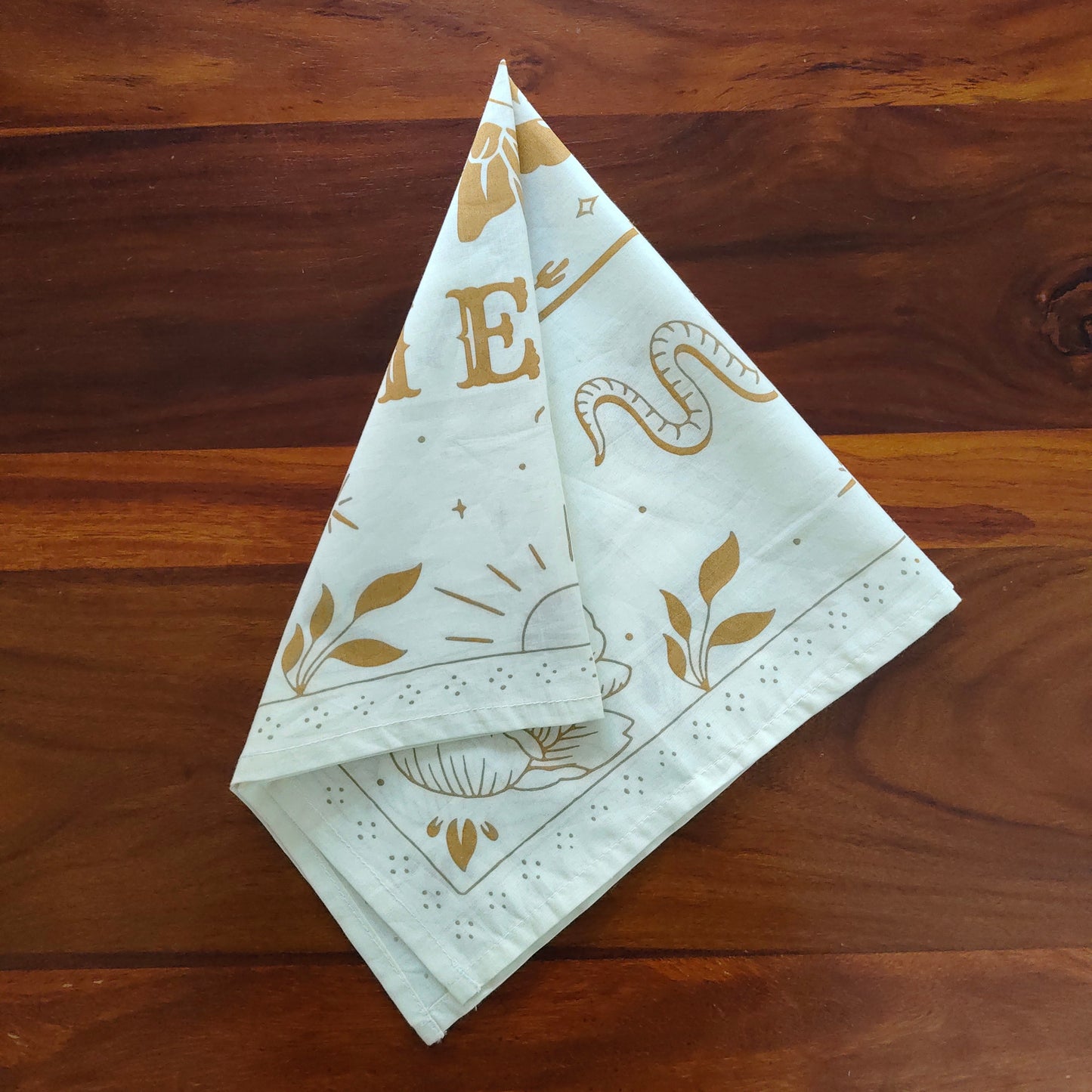 Prelo Bandana with gold and white print