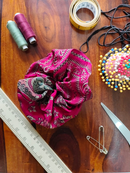 Prelo Large Scrunchie Printed pink