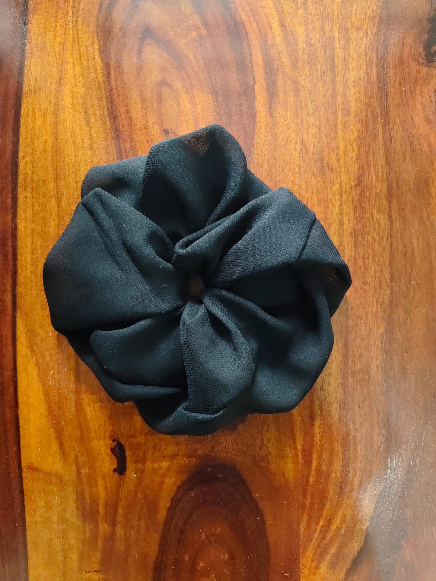 Prelo large scrunchie black
