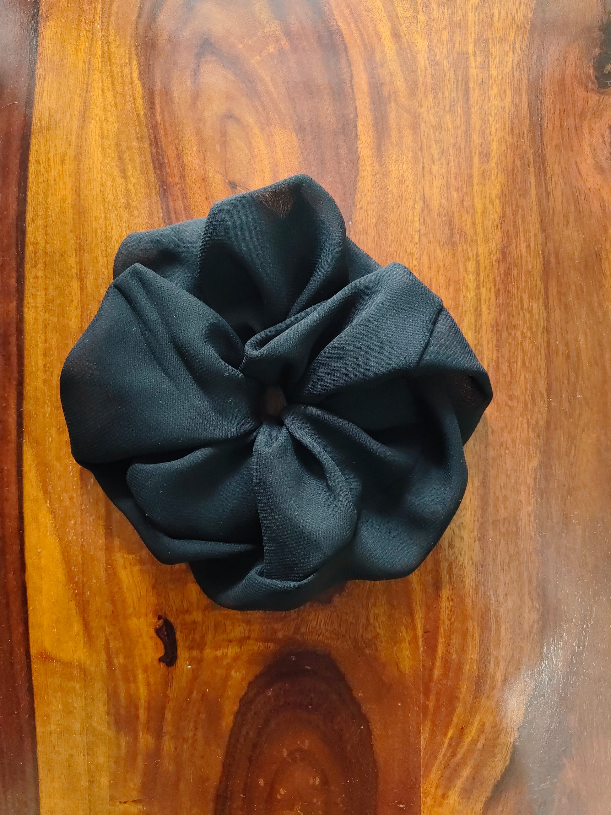 Prelo large scrunchie black