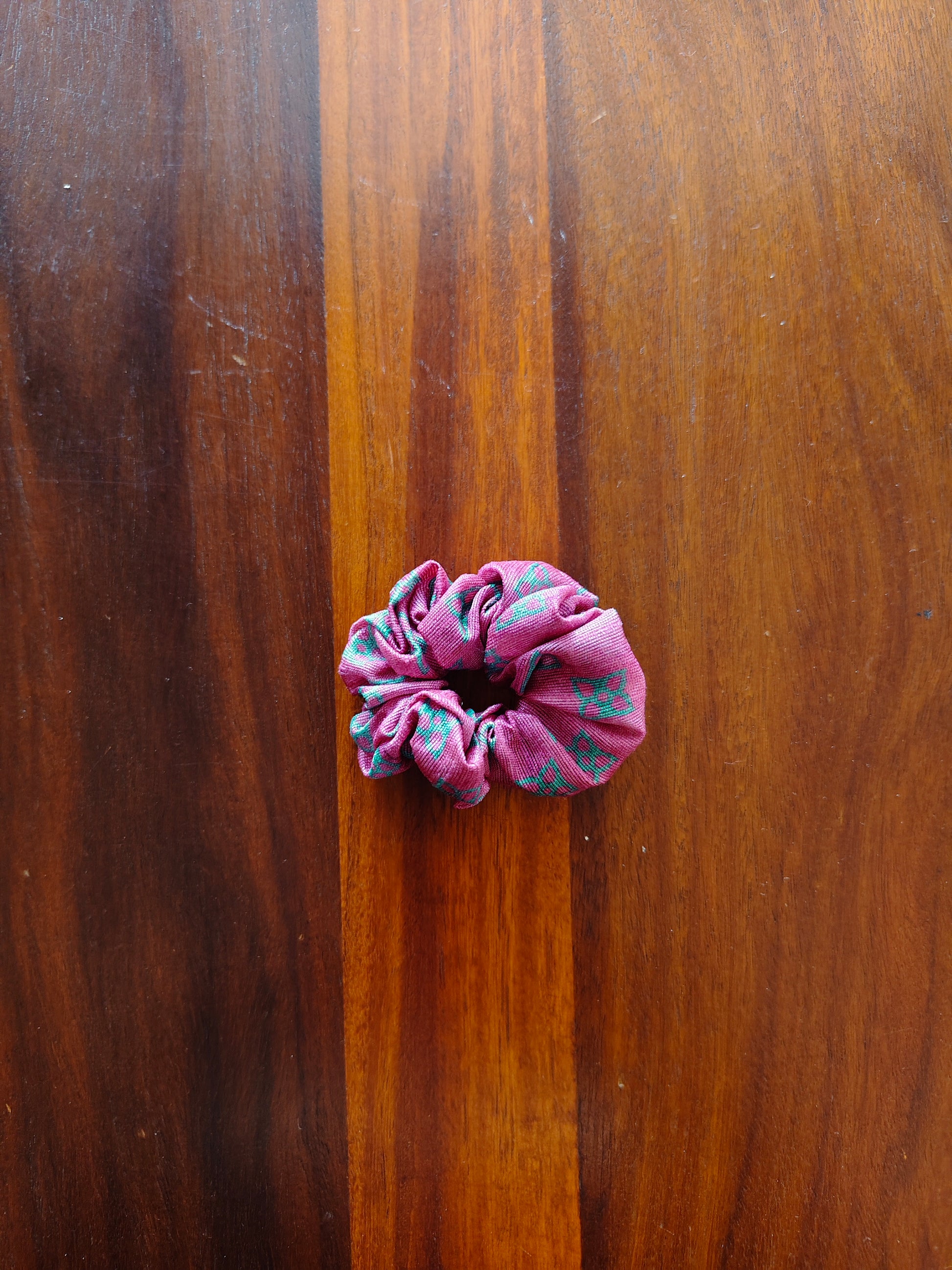 Prelo small pink scrunchie with teal pattern
