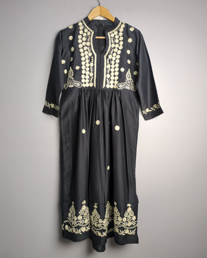 Black Embroidered Kurta