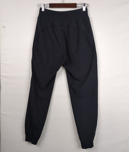 Sporty Black