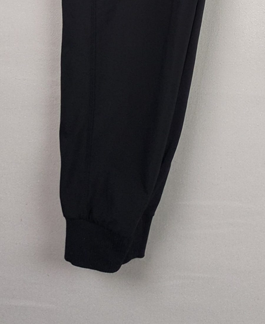 Sporty Black
