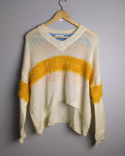 Yimao Beige Knit Sweater