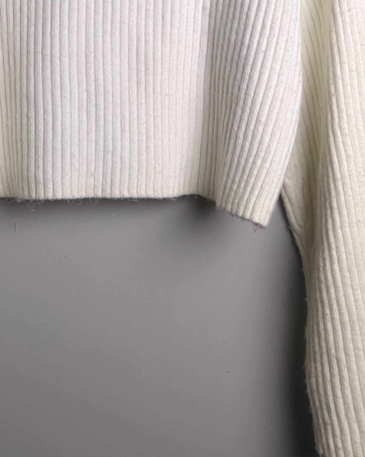 H&M White Ribbed Sweater