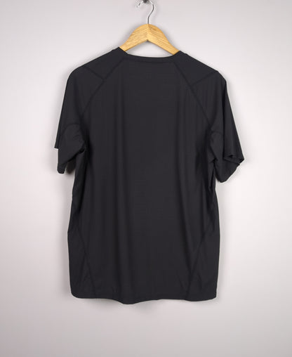 Aero Black