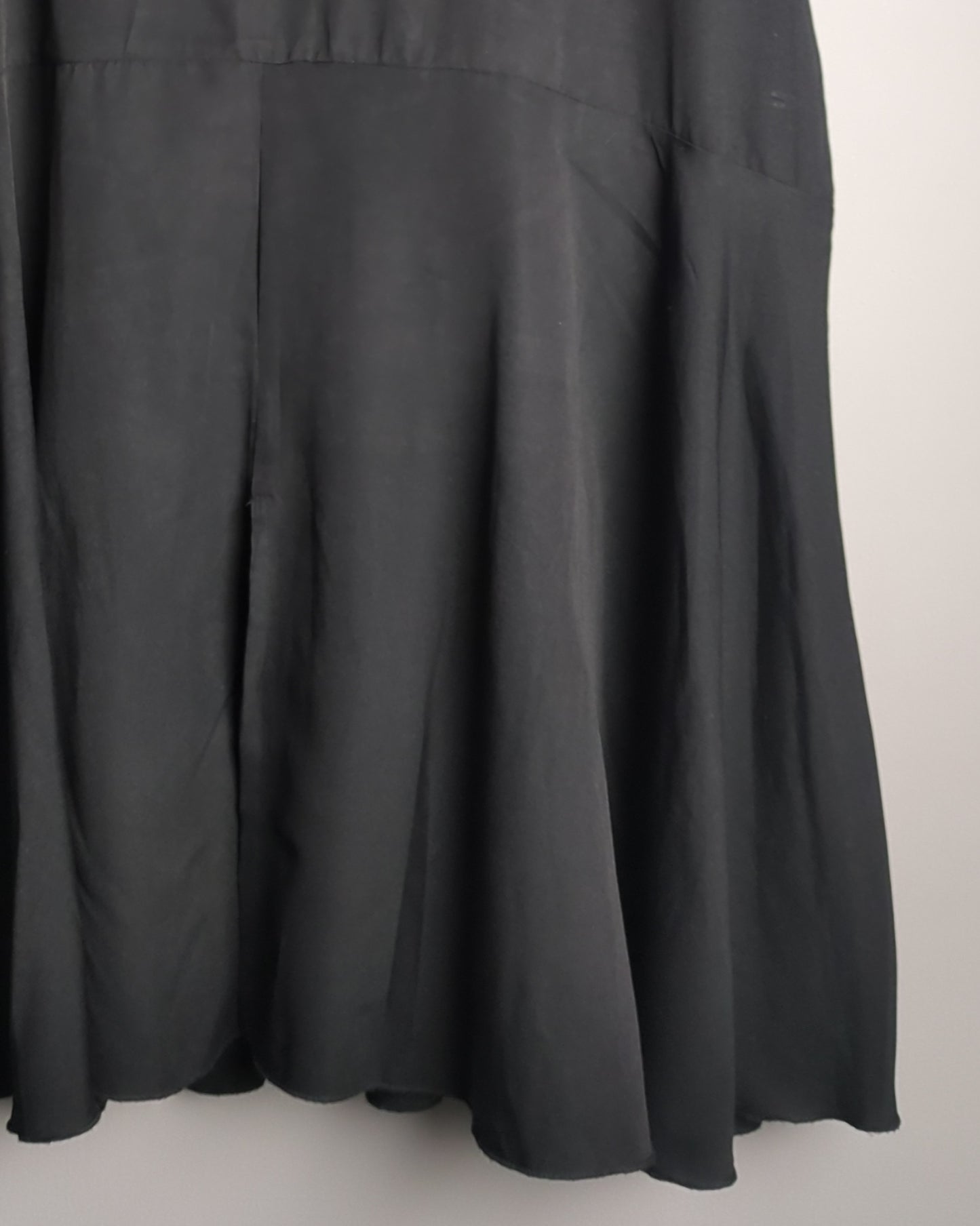 Bitter Line Black Midi Skirt