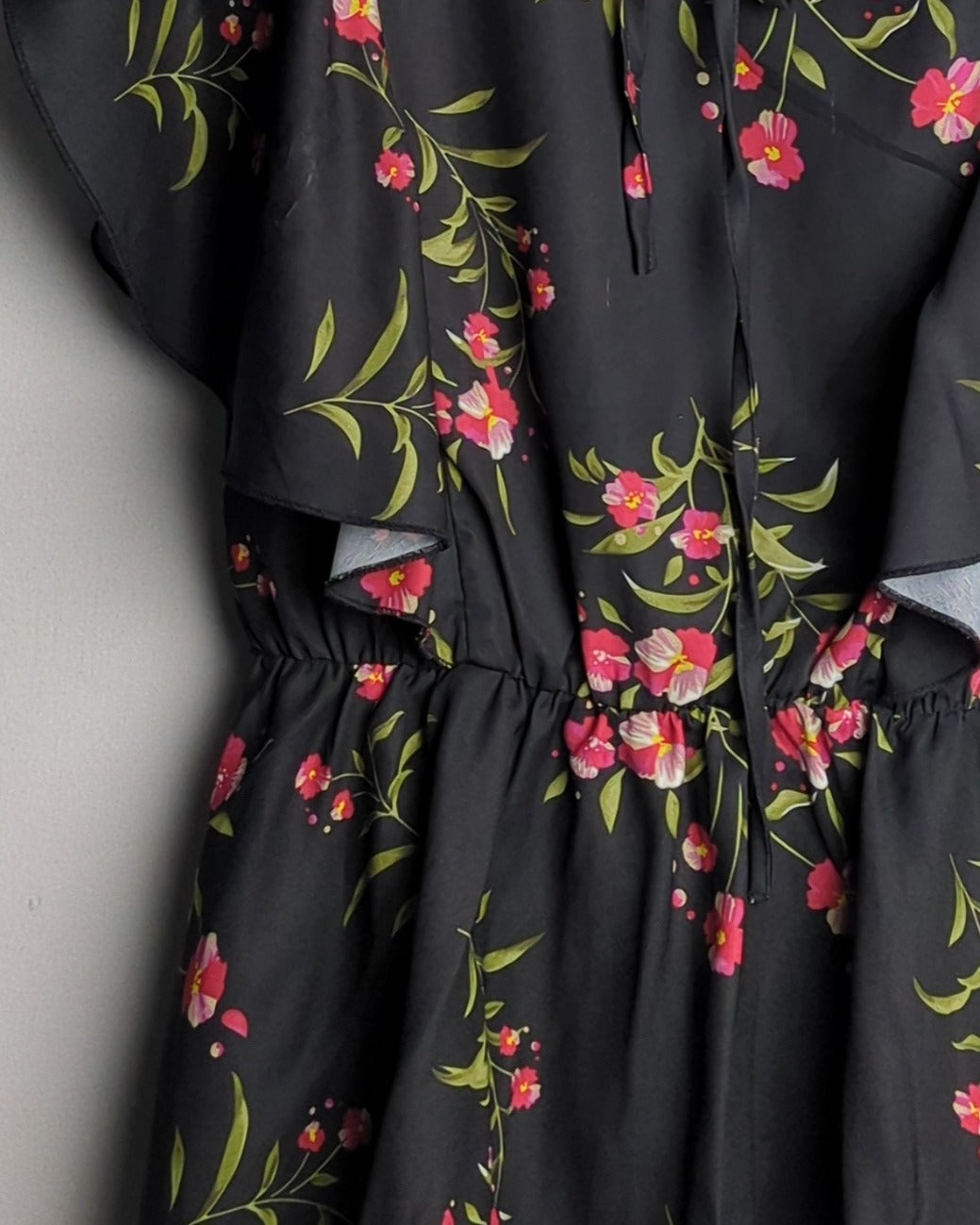 Stalkbuylove Black Floral Top