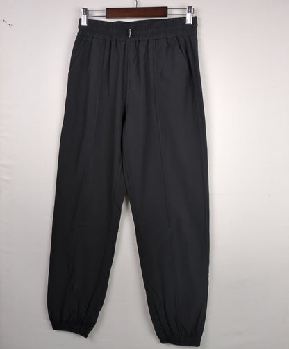 Sporty Black