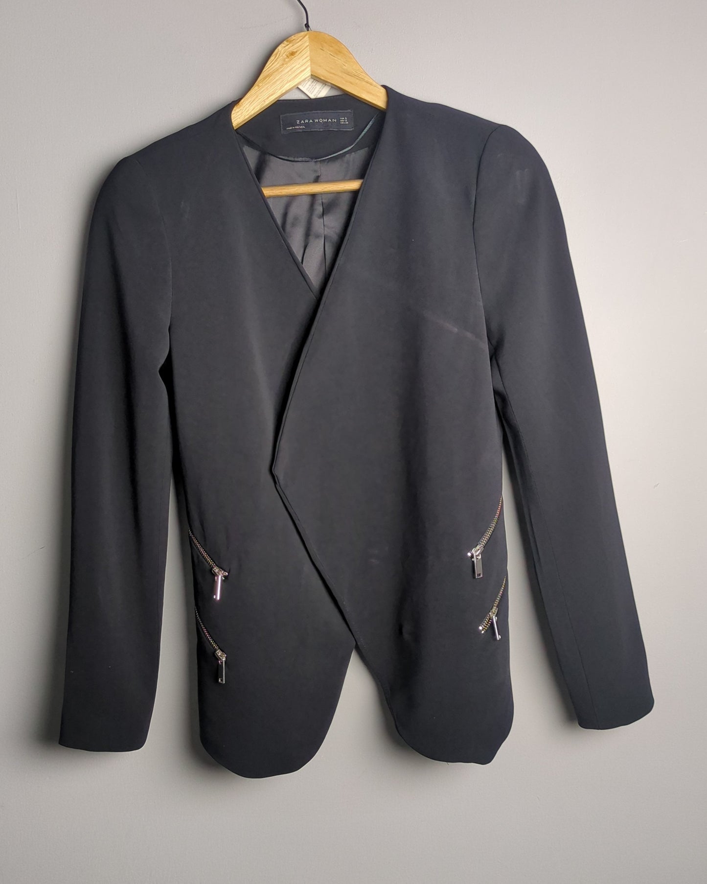 Zara Black Zipper Blazer