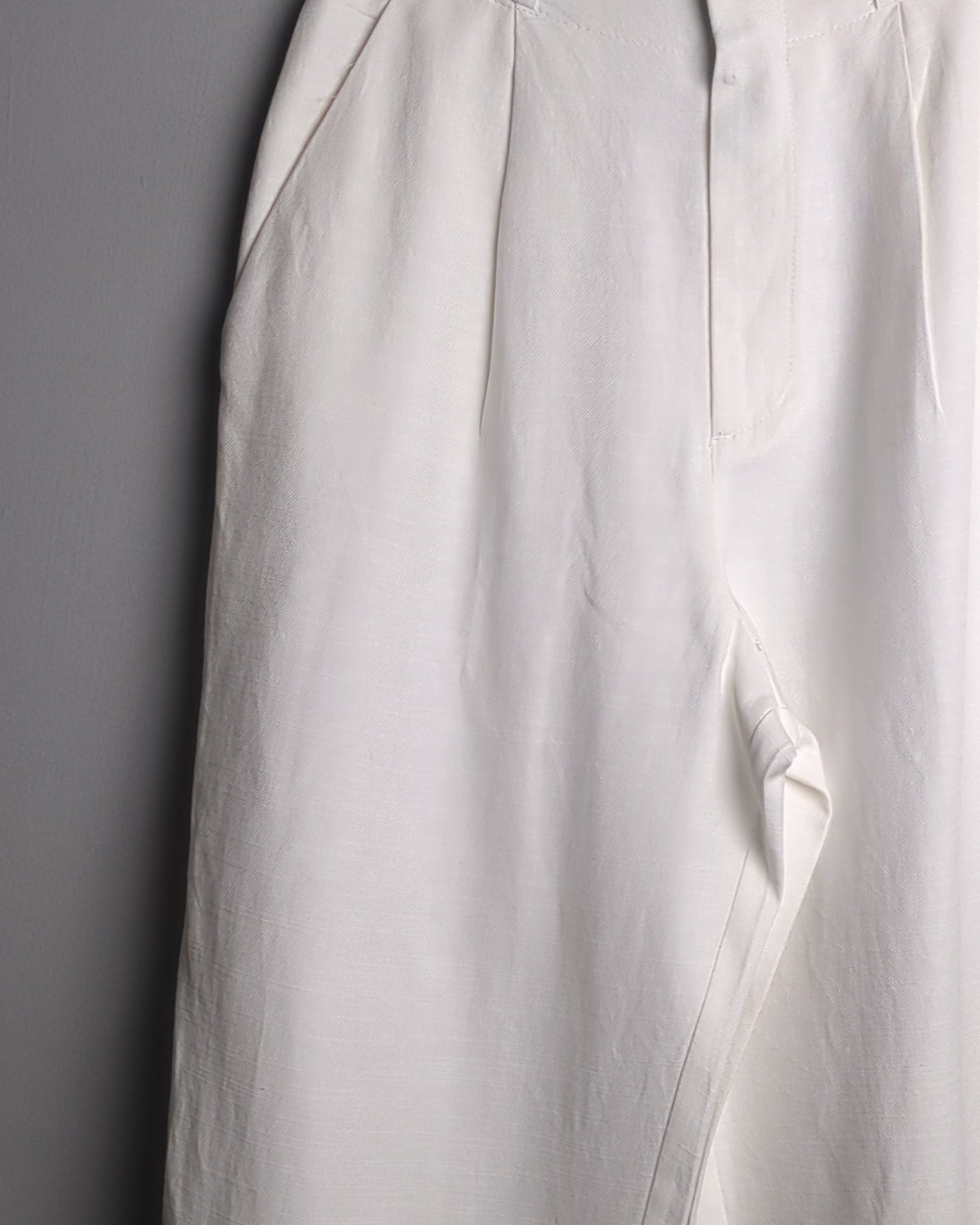 Zara White Casual Trousers