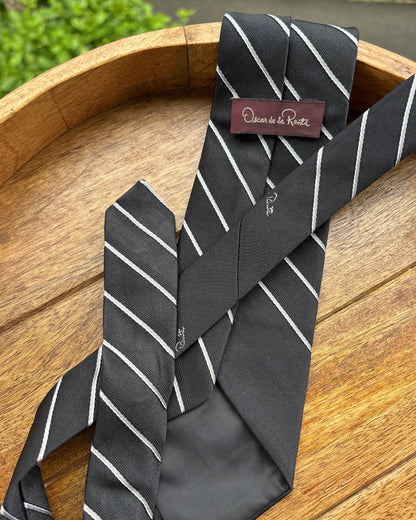 Oscar De Le Renta Black Striped Silk Necktie
