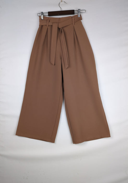 Flowy Beige