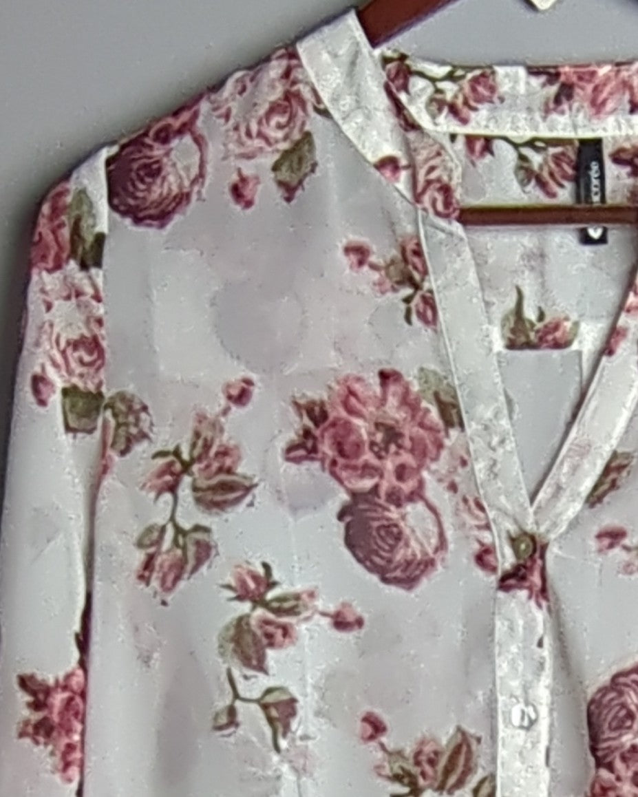 Chicoree White Floral Blouse