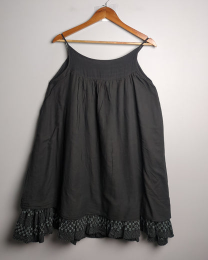 Creo Black Swing Top