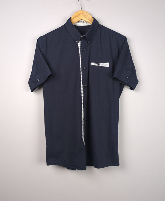 Navy Contrast