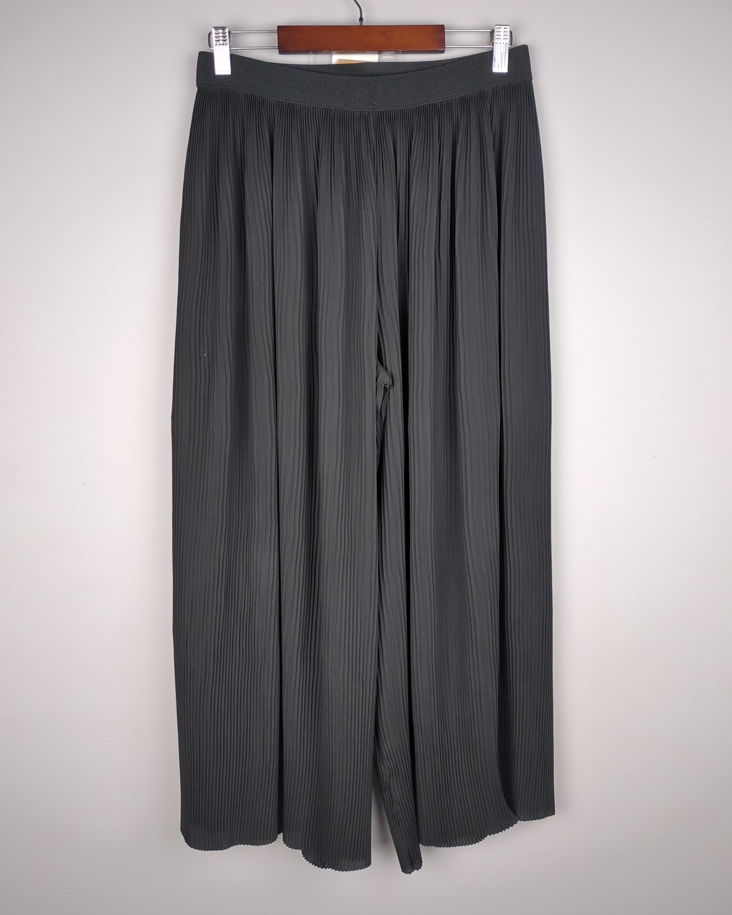 Zara Gray Pleated Trousers