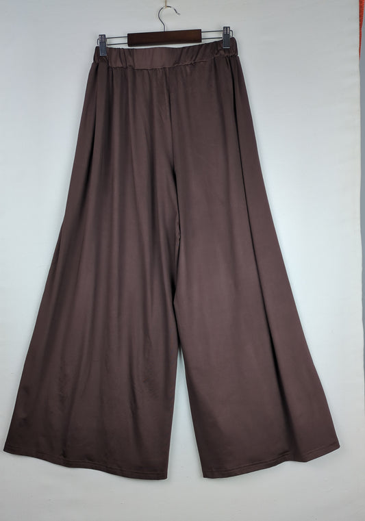Flowy Brown
