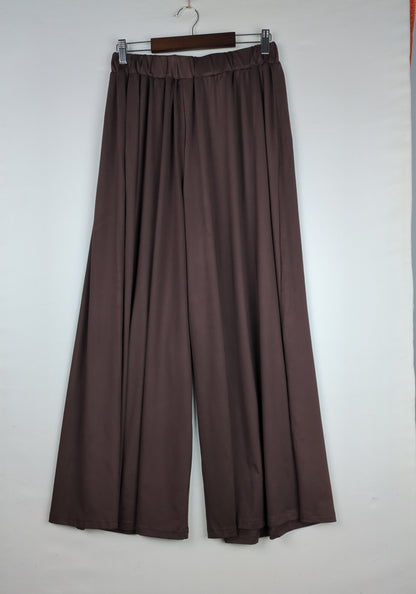 Flowy Brown