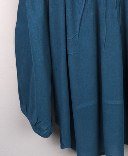 Teal Lace-up
