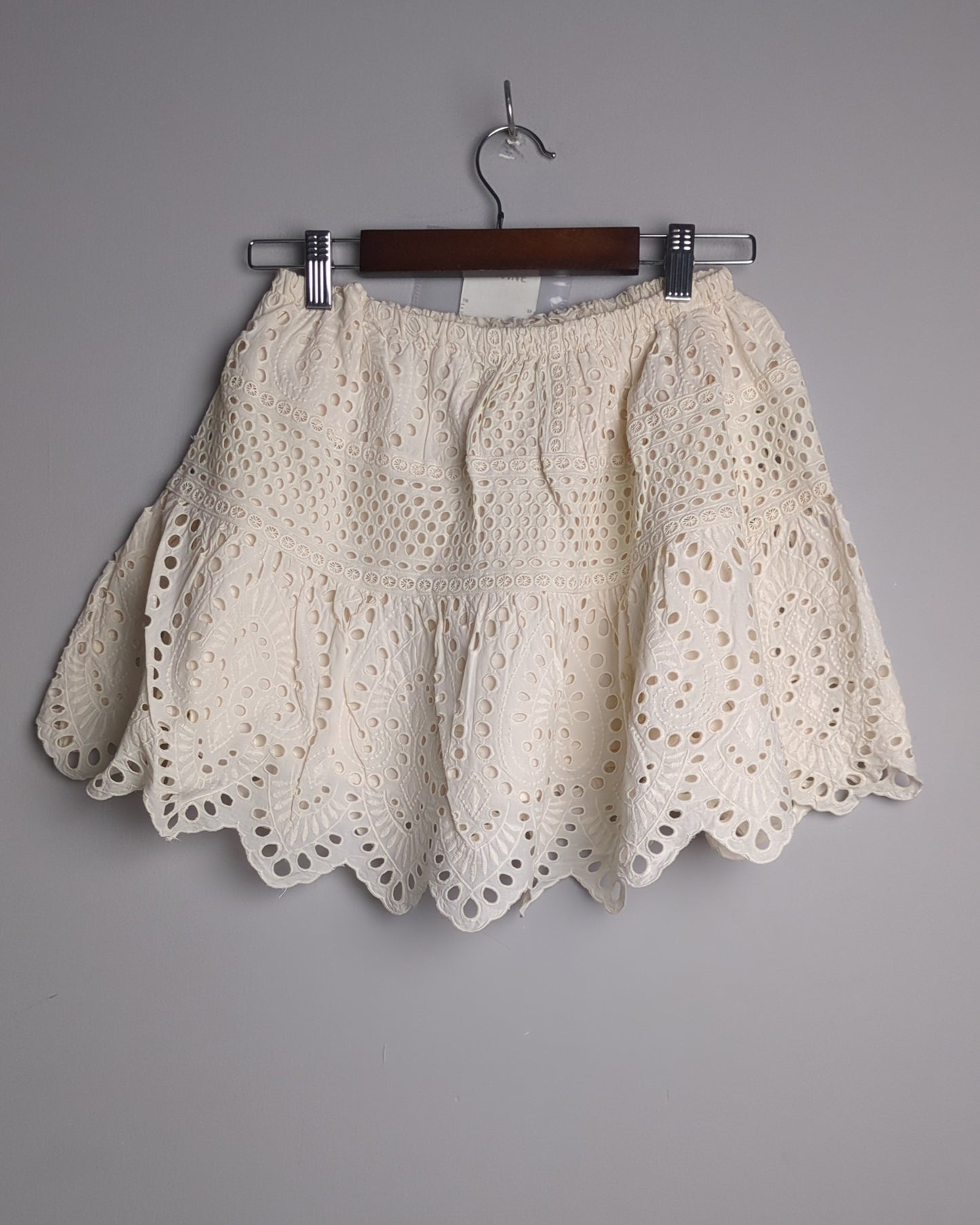 H&M Beige Eyelet Skirt