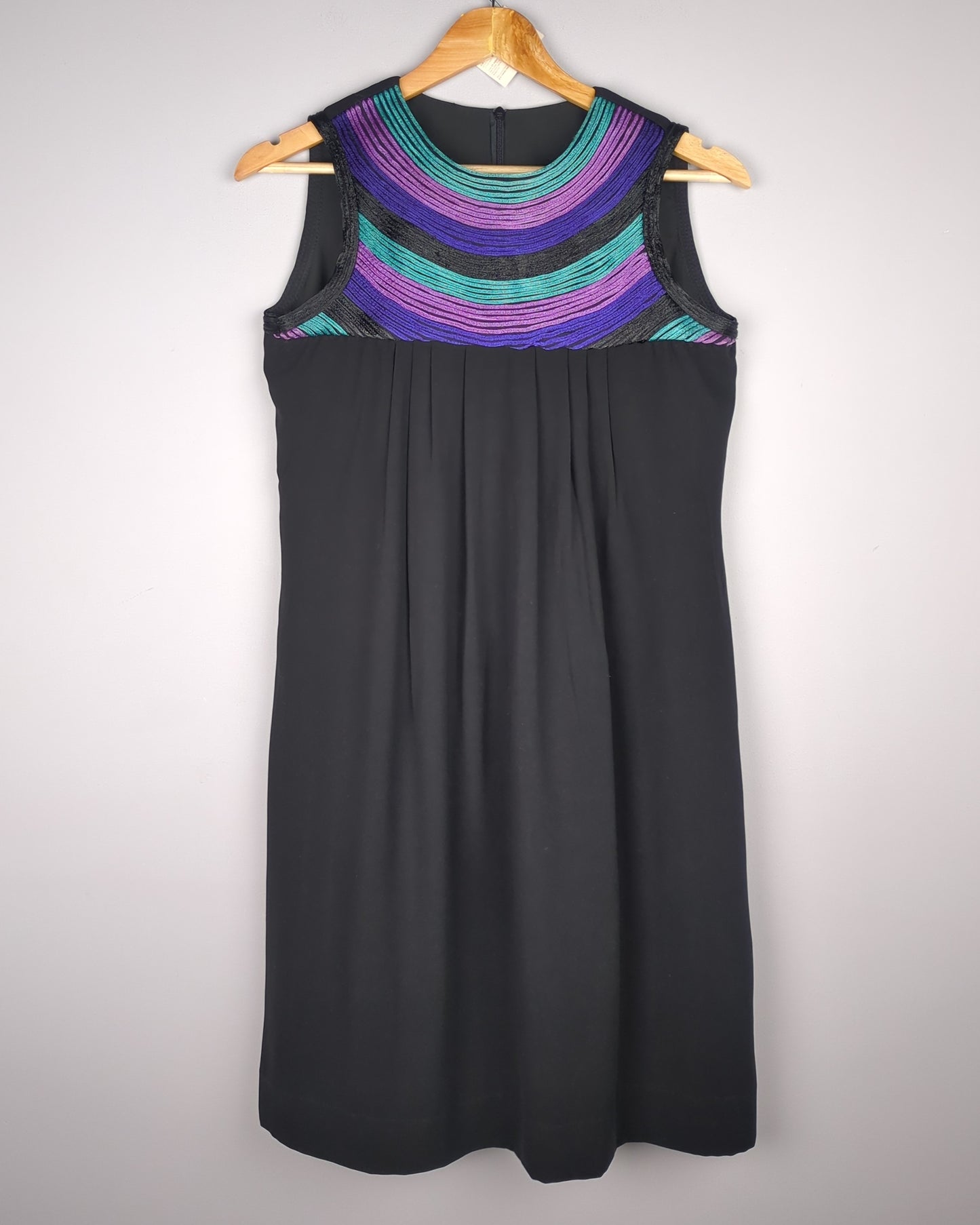 Black Sleeveless Dress