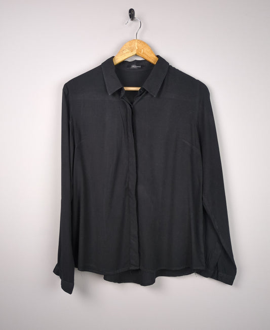 Essential Black